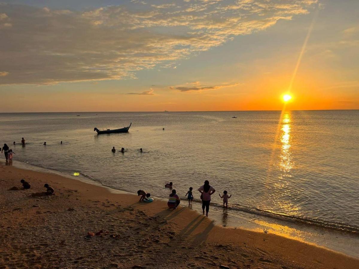 Prukrom Lanta Guesthouse Ko Lanta Exteriör bild