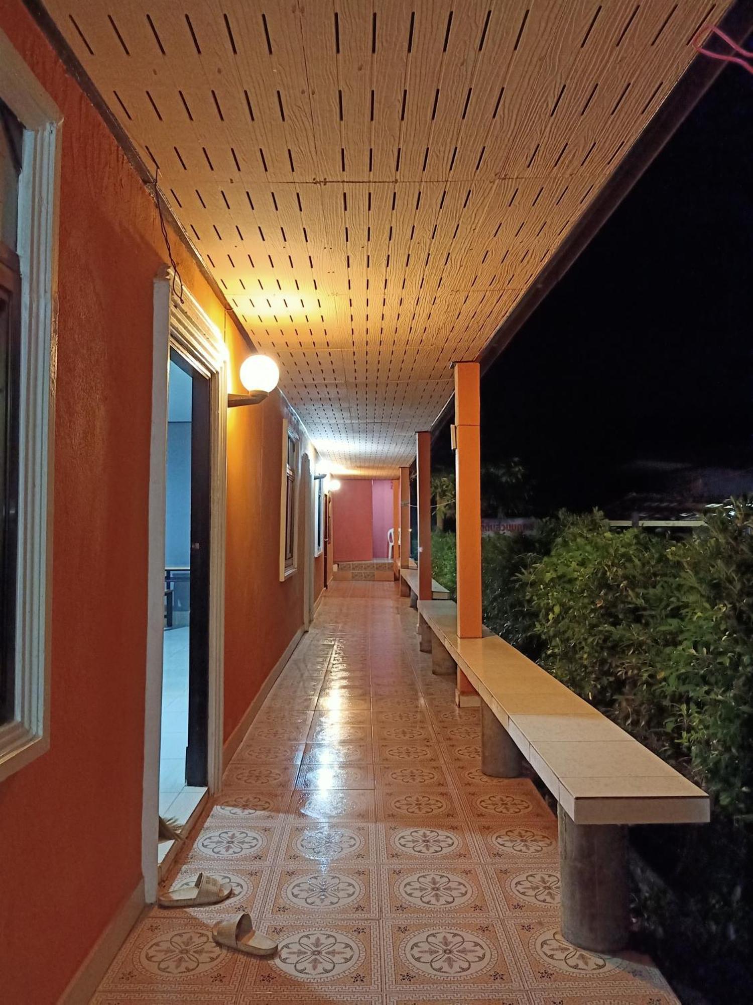 Prukrom Lanta Guesthouse Ko Lanta Rum bild