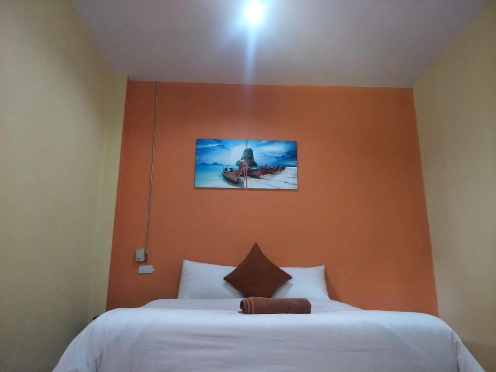 Prukrom Lanta Guesthouse Ko Lanta Rum bild