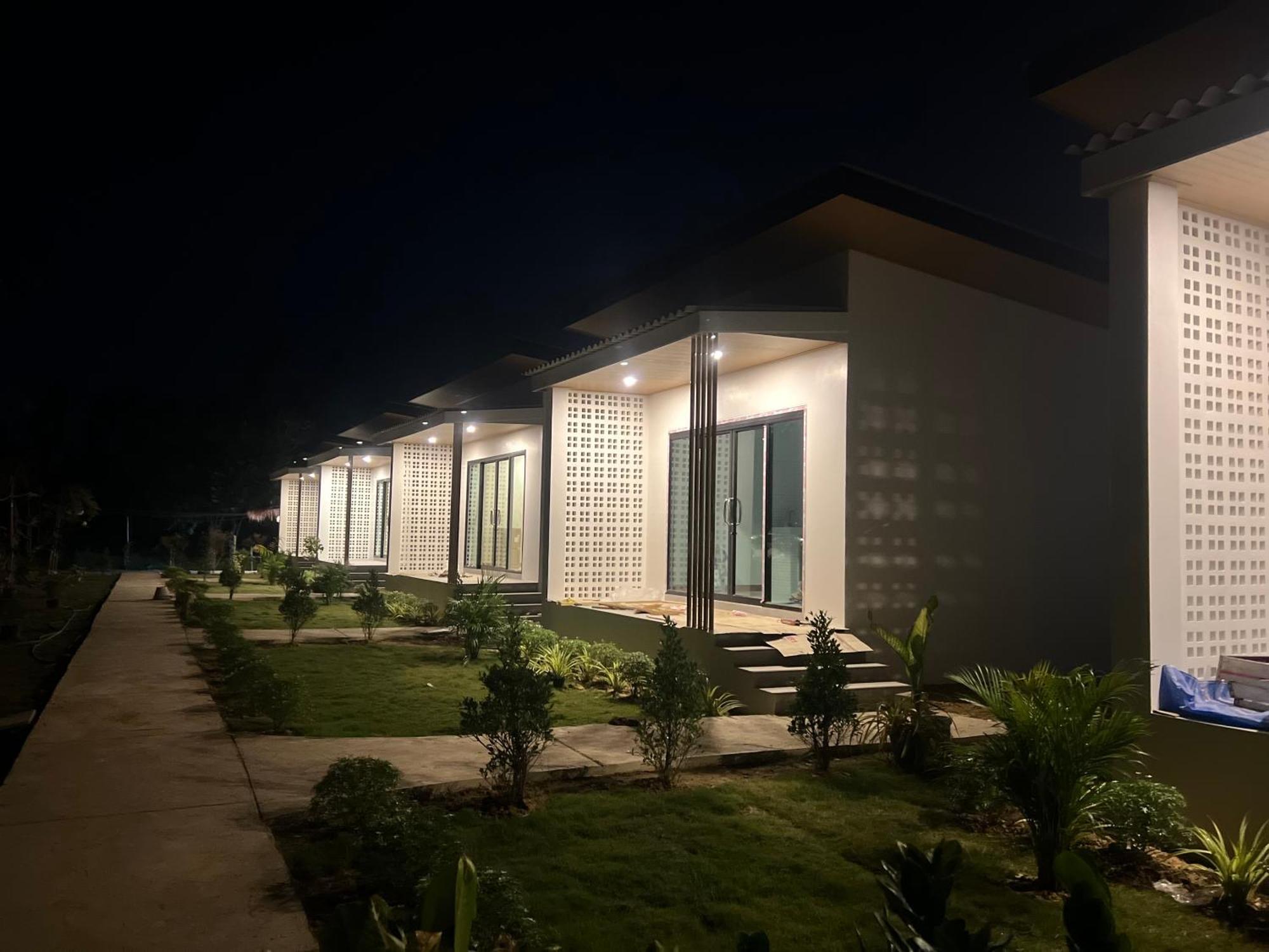 Prukrom Lanta Guesthouse Ko Lanta Exteriör bild