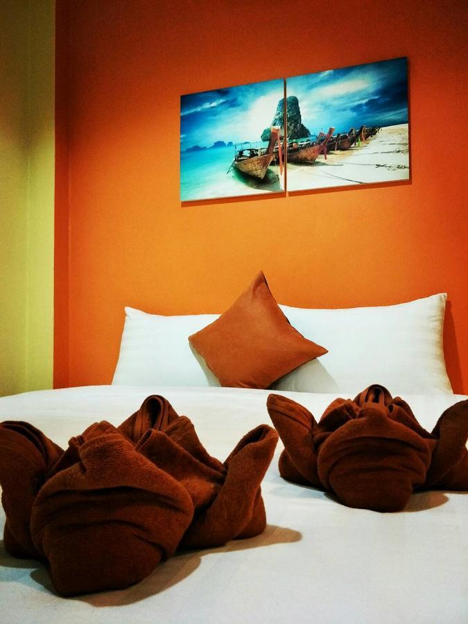 Prukrom Lanta Guesthouse Ko Lanta Exteriör bild